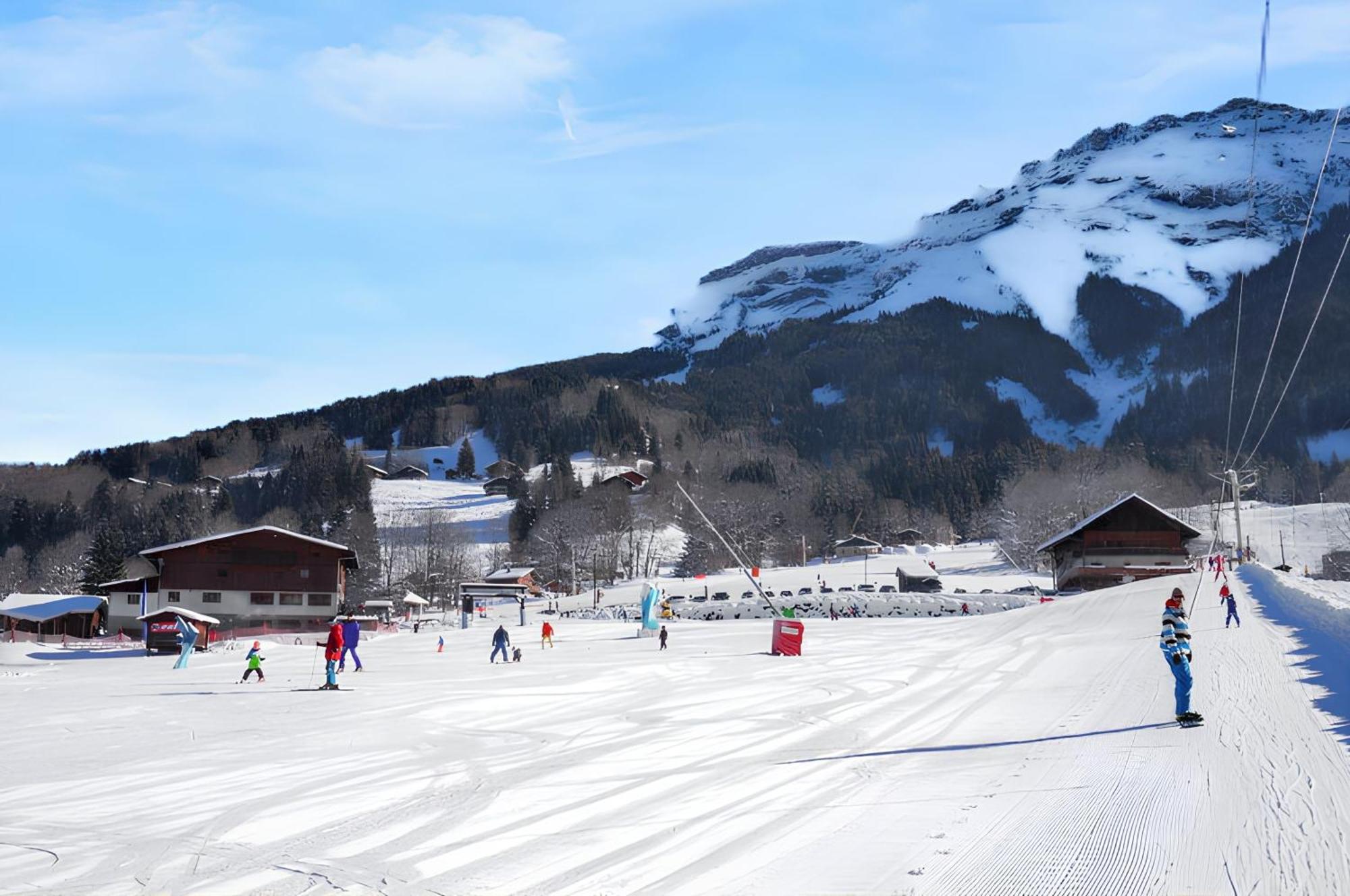 Chalet Cosy A Sixt-Fer-A-Cheval Avec Vue Sur La Montagne エクステリア 写真